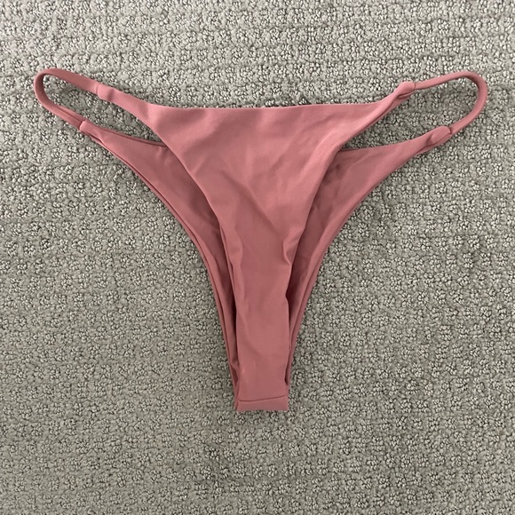 Shein dusty rose skimpy bikini bottom (size XS) - Picture 1 of 4